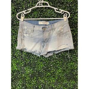 Abercrombie & Fitch Womans Short Shorts